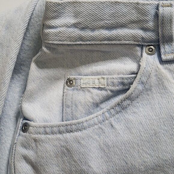 Vintage Lee High waisted Light washed MOM Jeans - Picture 5 of 11